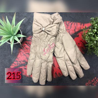 Women's gloves 215
