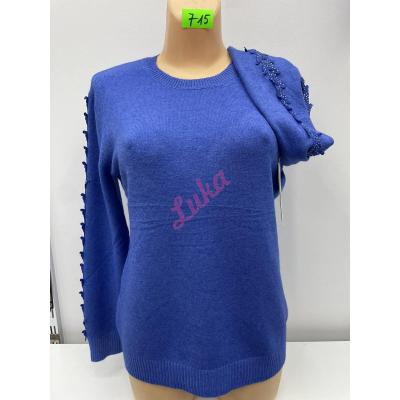 Women's sweater 715