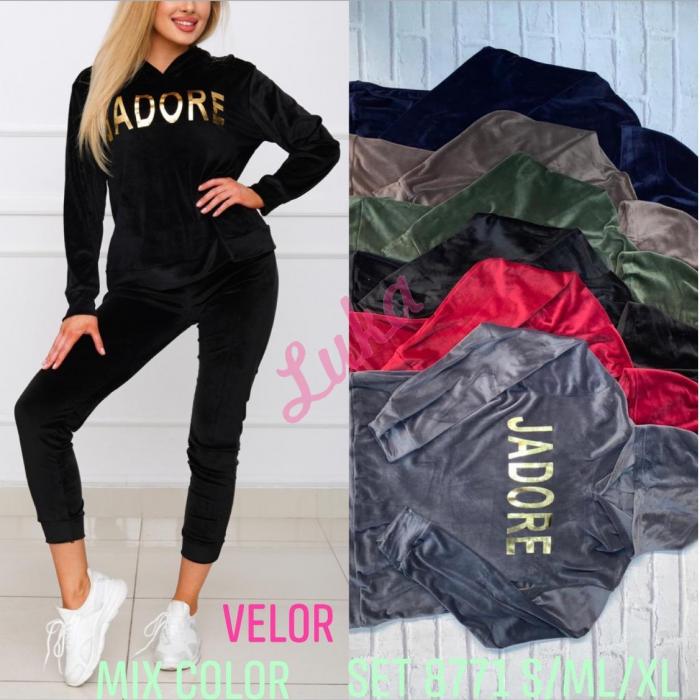 Women's tracksuit