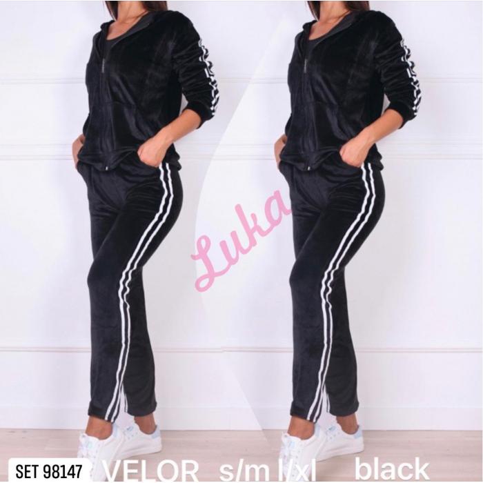 Women's tracksuit