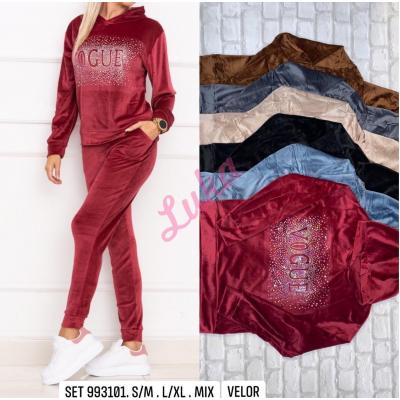 Women's tracksuit