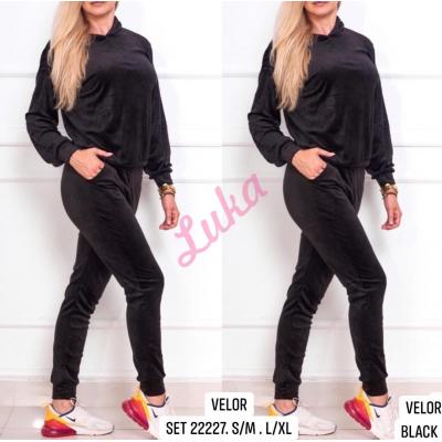 Women's black tracksuit 22227