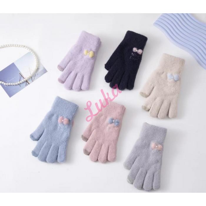 Kid's gloves rew-