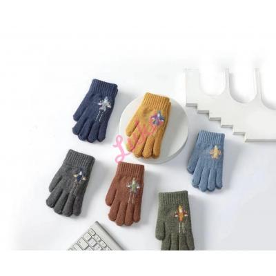 Kid's gloves rew-07