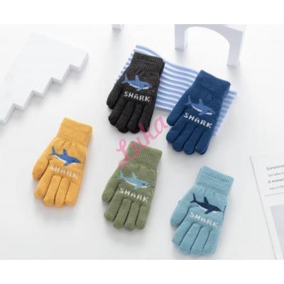 Kid's gloves rew-09