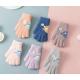 Kid's gloves rew-