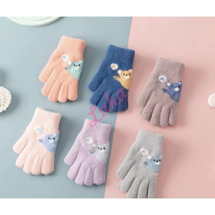 Kid's gloves rew-