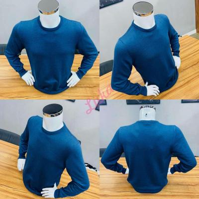 Men's sweater pat-