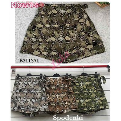 Women's Shorts B211371