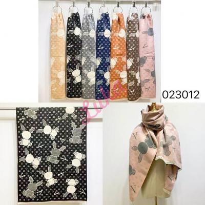 Women's Scarf 023011