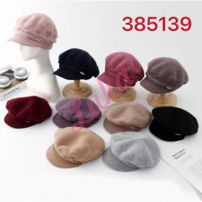 Women`s cap 385138