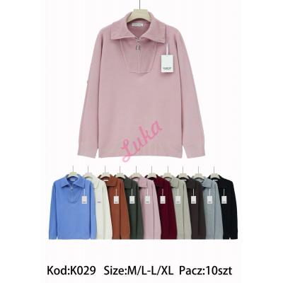 Women's sweater B-575