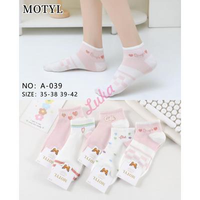 Women's low cut socks Motyl A-038
