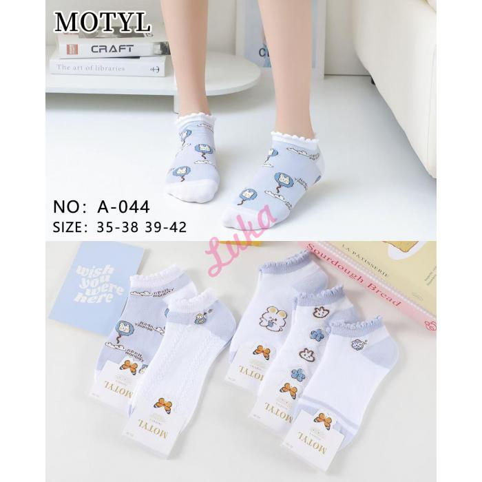 Women's low cut socks Motyl A-041