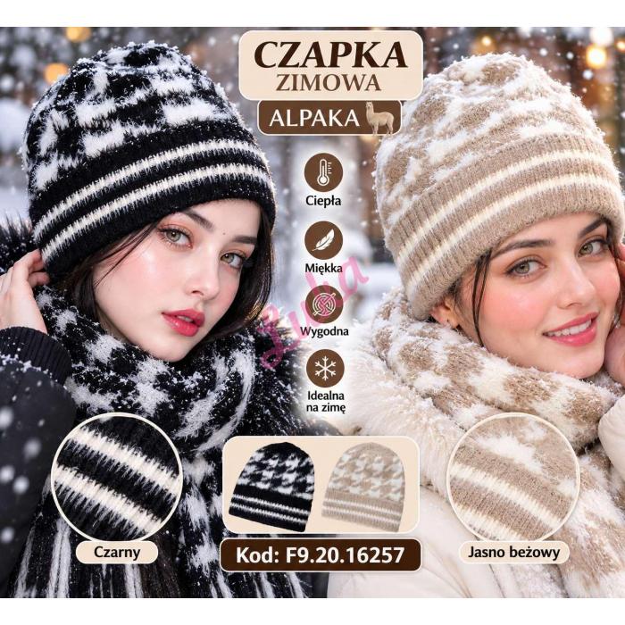 Czapka damska SUM-3429